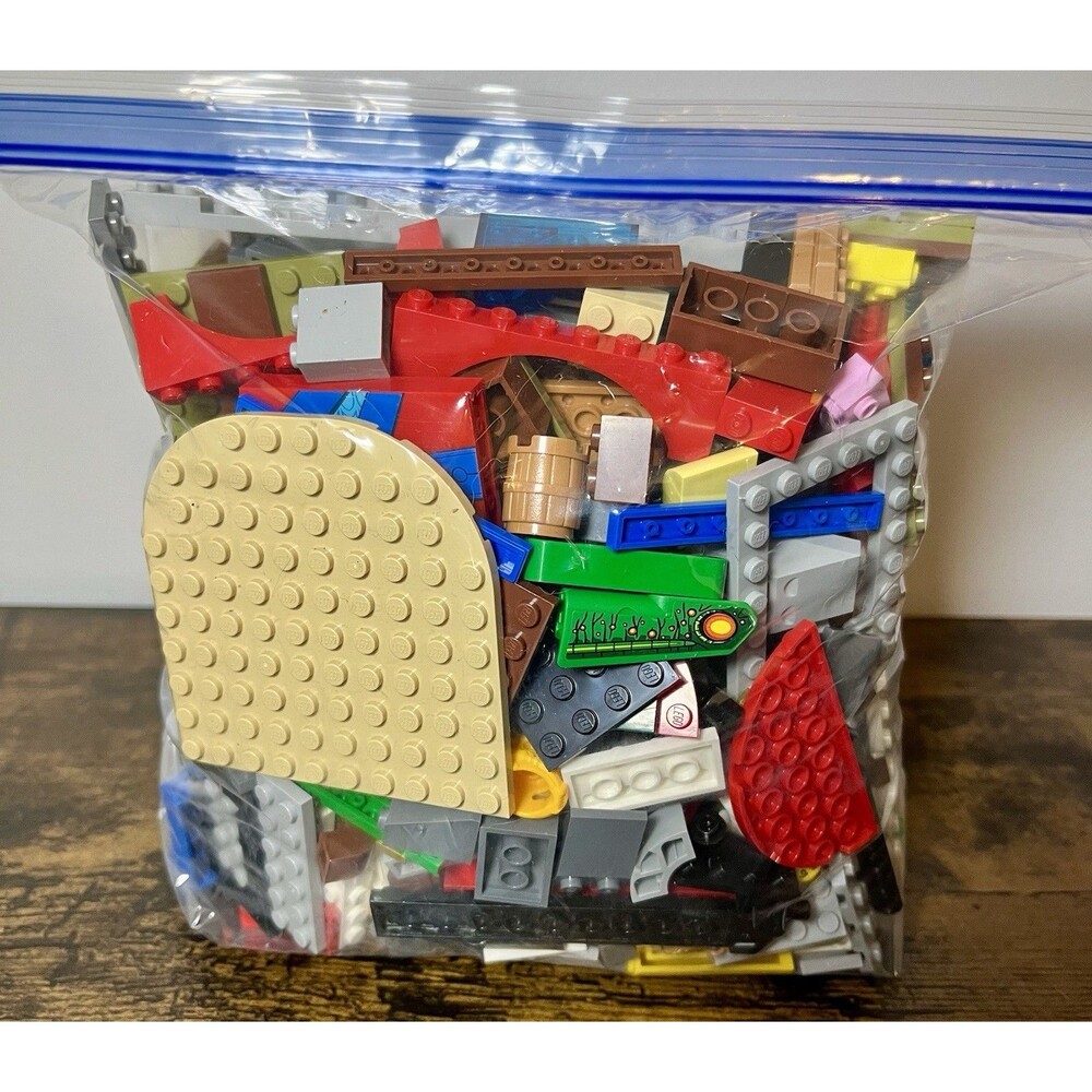 LEGO Building Blocks Mixed Lot 2.5 lbs Assorted Shapes & Pieces 1 Gallon Bag